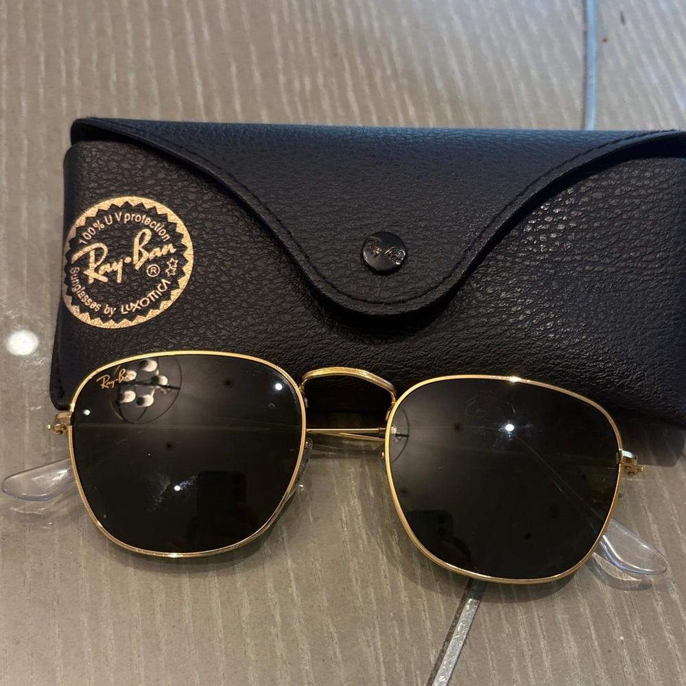 Ray-Ban Gold Frame Black Lens Men's Sunglasses